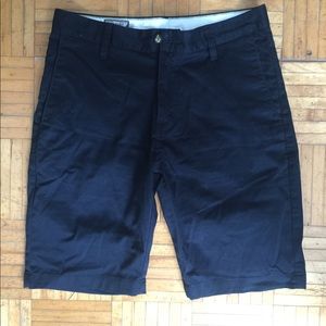 « Volcom » shorts